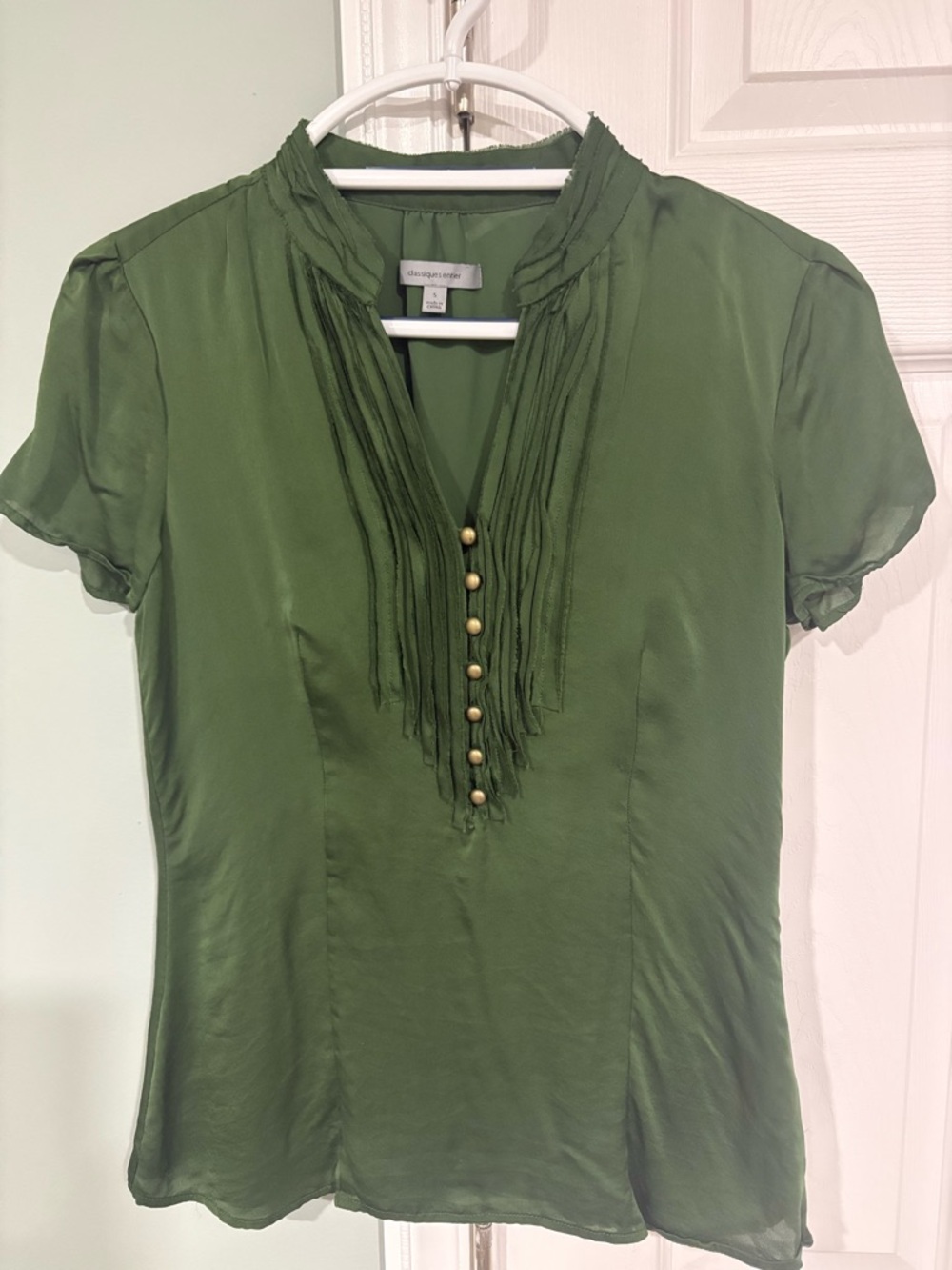 Classiques Entier Green Silk Short-Sleeve Pleated V-Neck Blouse